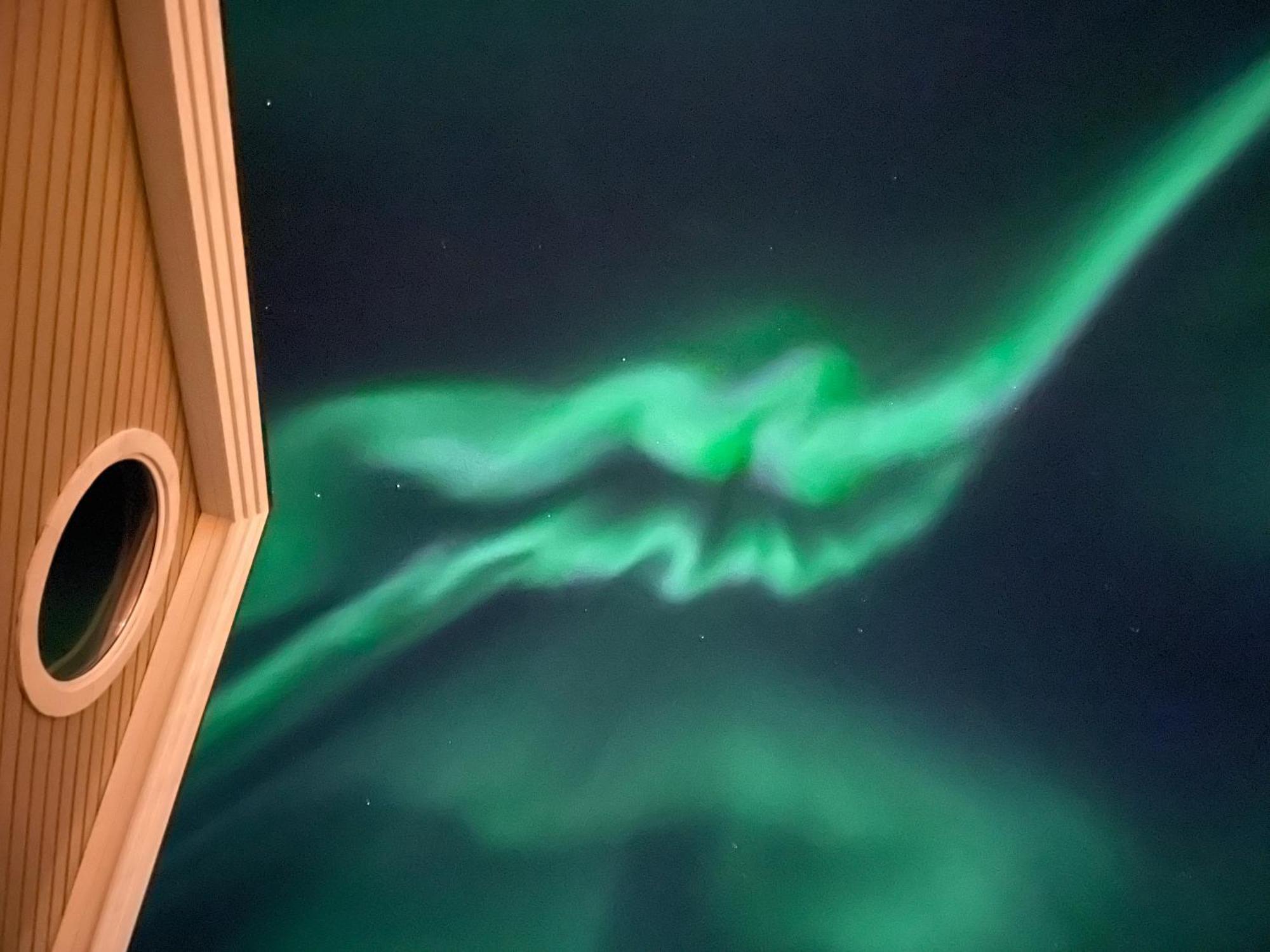 Lofoten Planet Studio Sørvågen Buitenkant foto