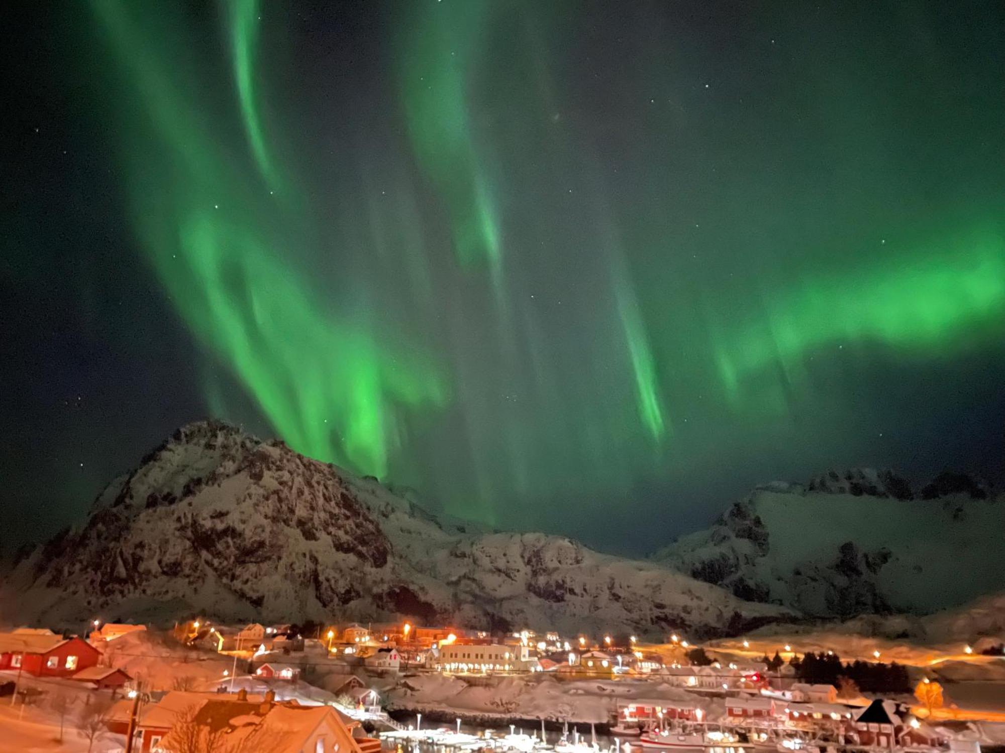Lofoten Planet Studio Sørvågen Buitenkant foto